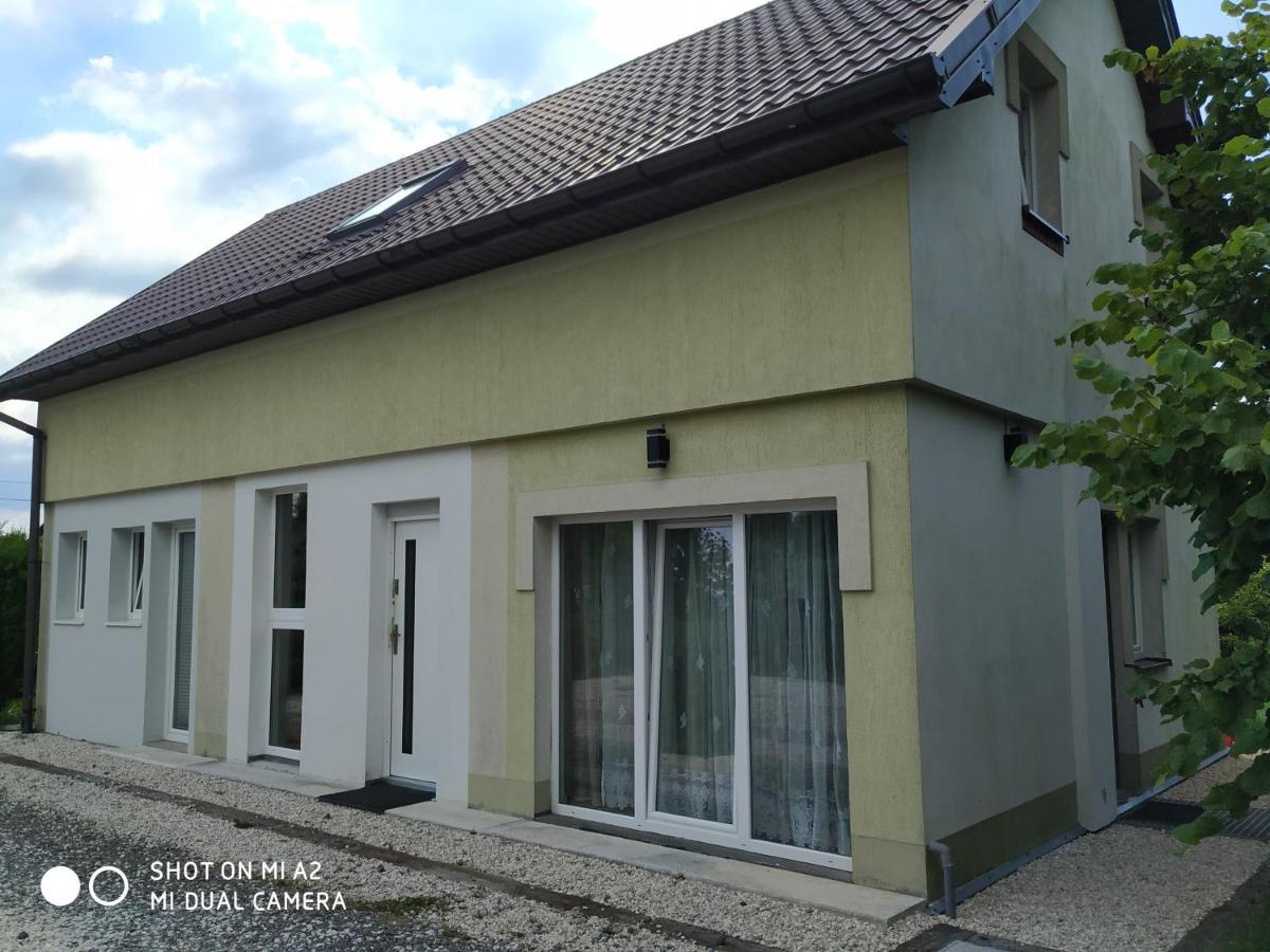Noclegi Malgorzatka Solec-Zdrój Exteriér fotografie
